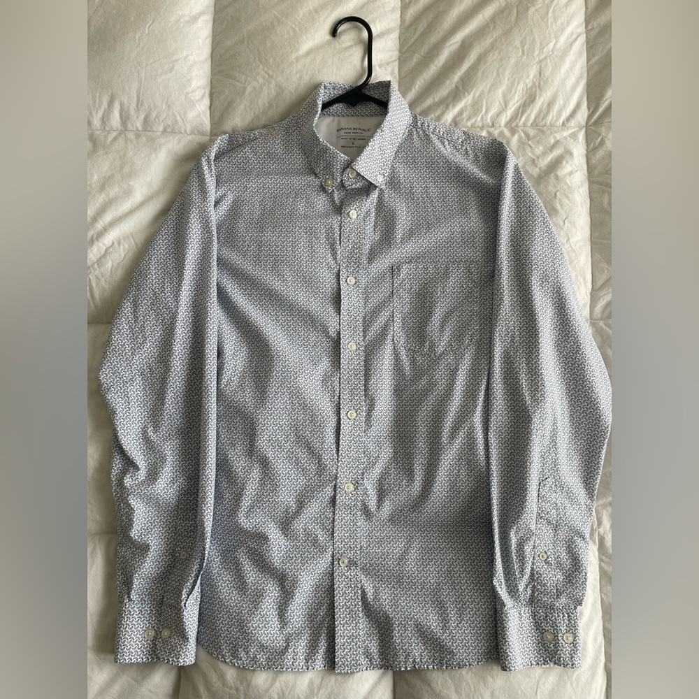 Banana Republic long sleeve casual button down